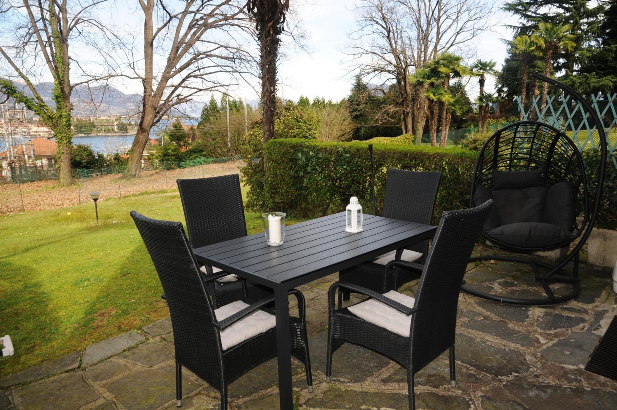 Lovingstresa3 Giardino Del Lago Dış mekan fotoğraf